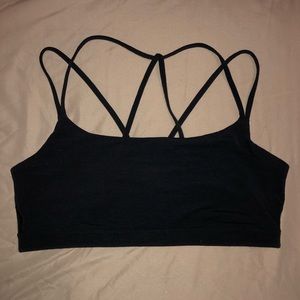GatFit Breathe Strappy sports bra
